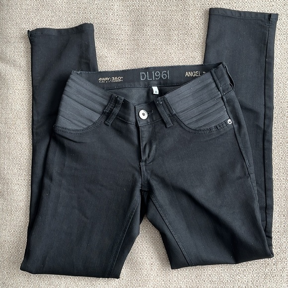 DL1961 Angel Maternity Jeans - Picture 2 of 7